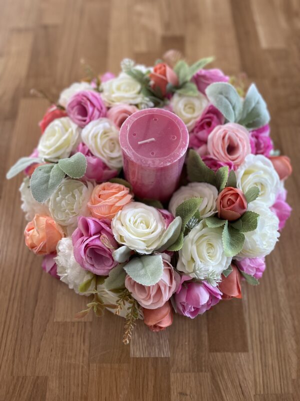 Round Rose Table Arrangement