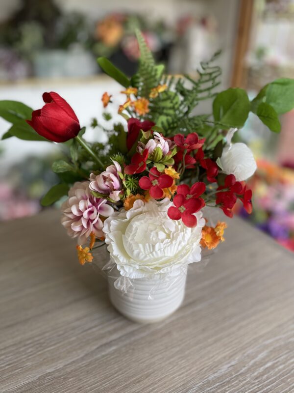 Autumn Table Arrangement