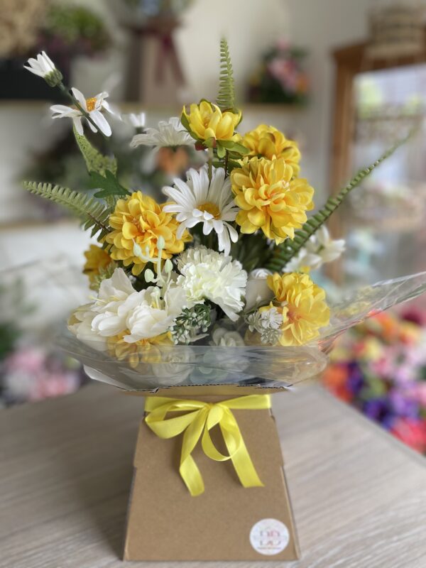 Dahlia and Daisy Bouquet